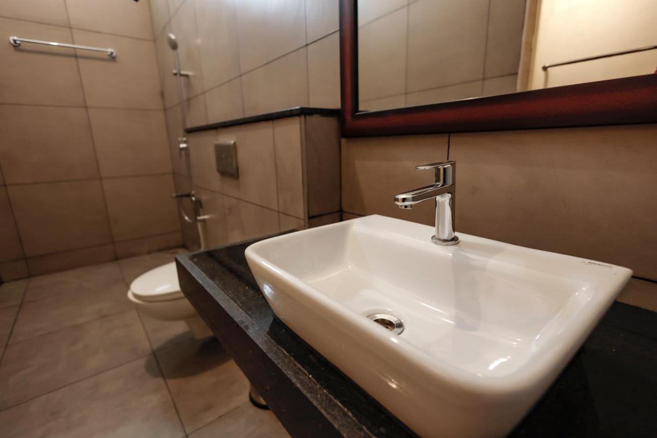 Falcon Suites Whitefield Bangalore Eksteriør billede